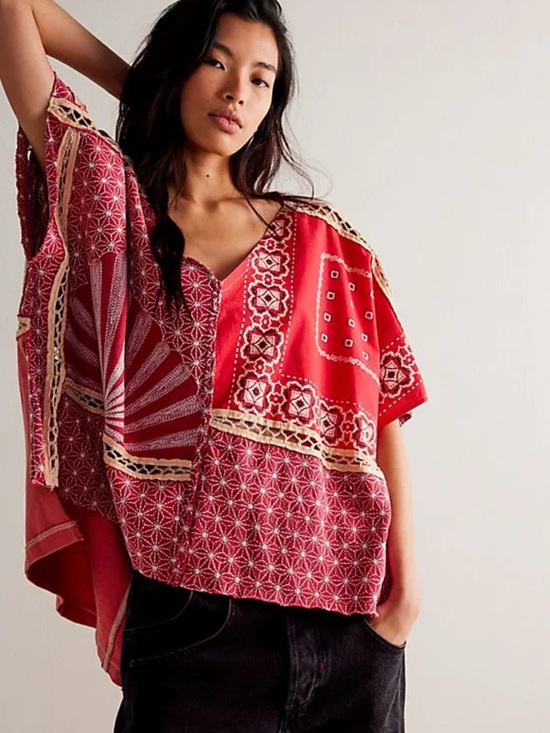 We The Free Tops - Free People We The Free Red Thunderbird Patterned V-Neck Tee with Cream Trim XS